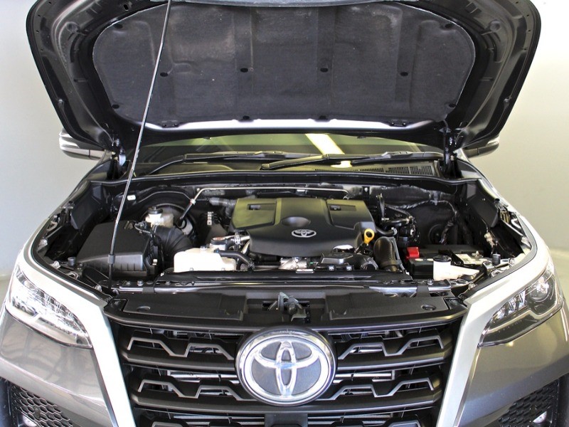 2021 TOYOTA FORTUNER 2.4GD-6 R/B A/T