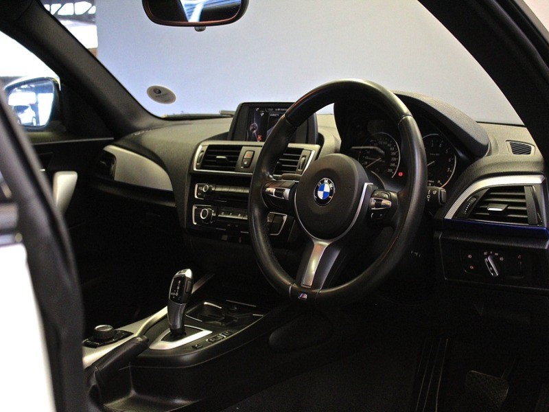 2016 BMW 220i M SPORT A/T(F22)