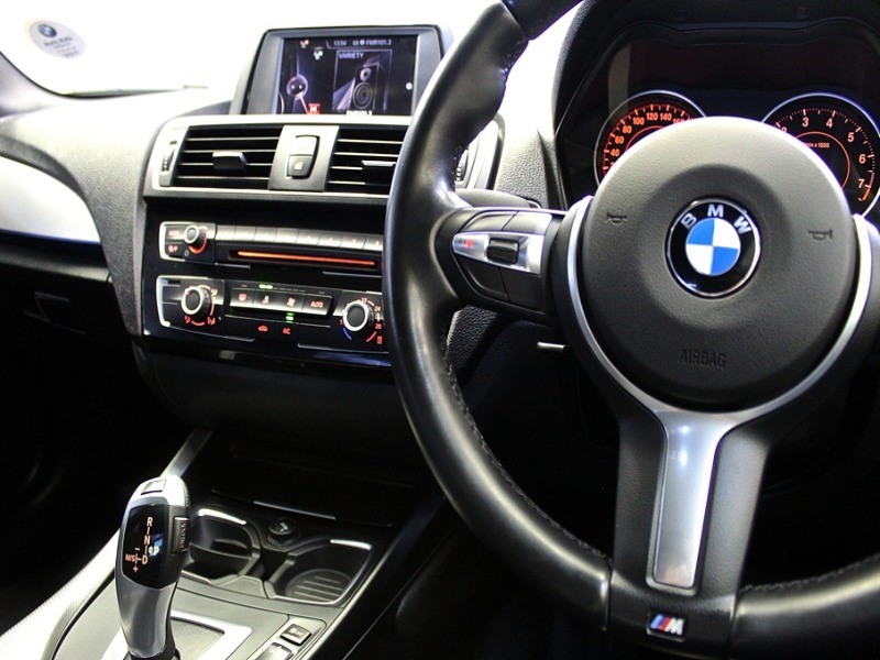 2016 BMW 220i M SPORT A/T(F22)