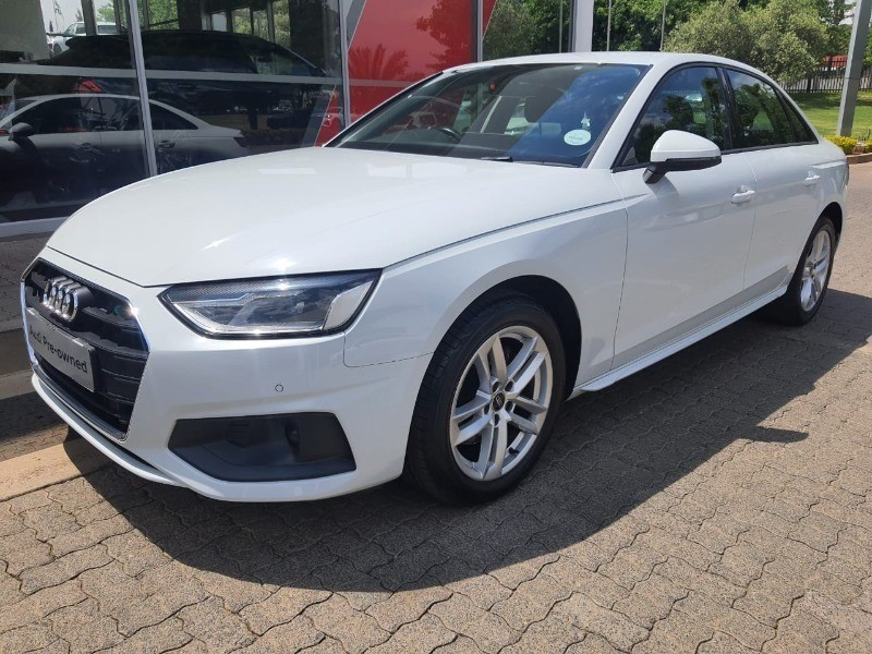 2023 AUDI A4 35 TFSI STRONIC