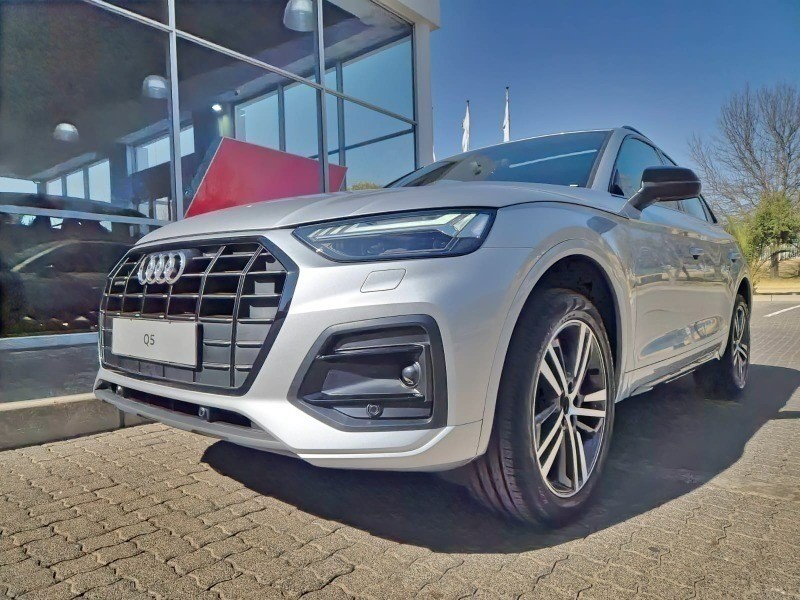 2024 AUDI Q5 SPORTBACK 40 TDI QUATTRO ADV STRONIC