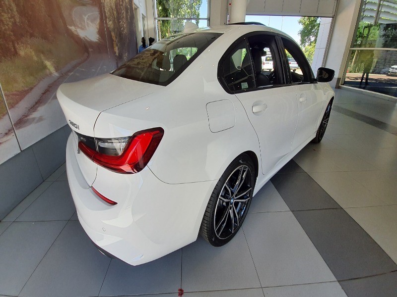 2021 BMW 320i M SPORT A/T (G20)