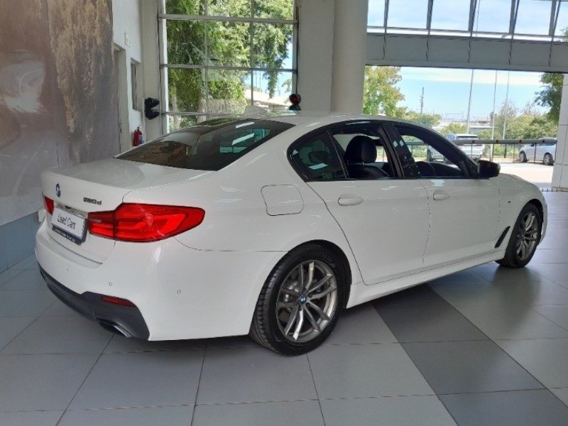 2020 BMW 520d M SPORT A/T (G30)