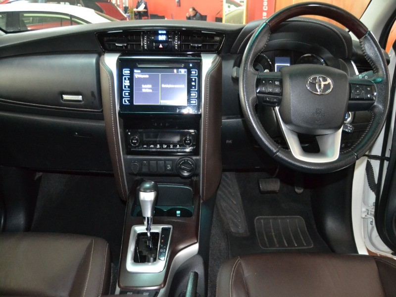 2019 TOYOTA FORTUNER 2.8GD-6 4X4 A/T