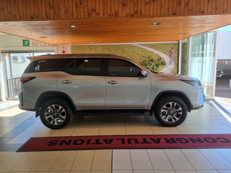 2024 TOYOTA FORTUNER 2.8GD-6 R/B A/T