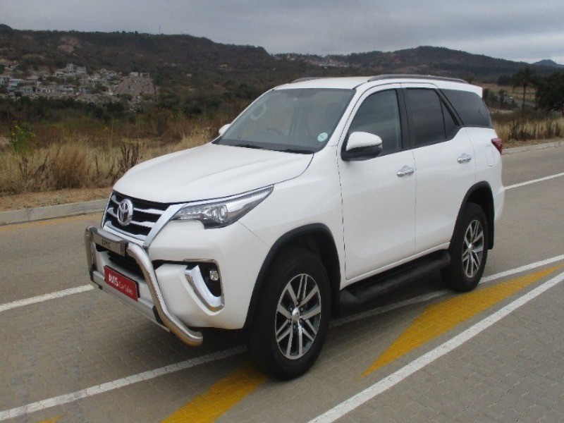 TOYOTA FORTUNER 2.8GD-6 EPIC A/T (2020-7) - (2021-3) WHI