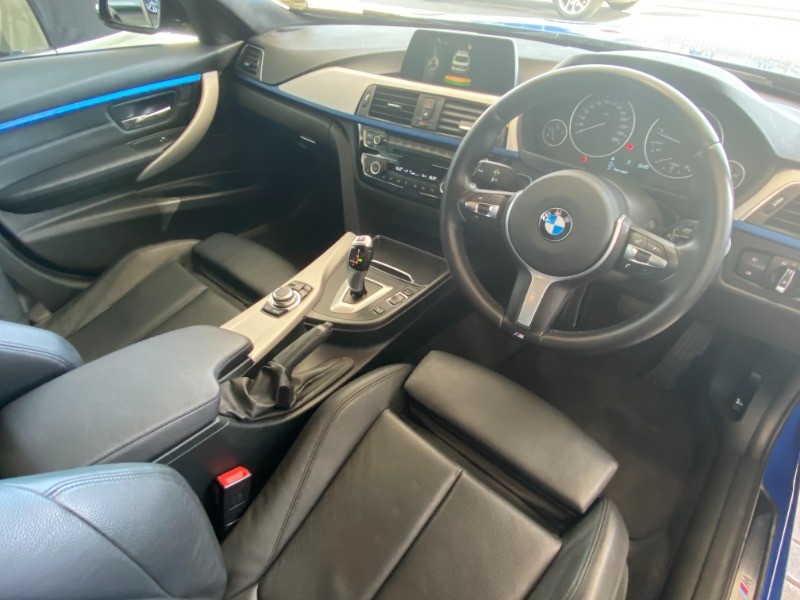 2017 BMW 320i M SPORT A/T (F30)