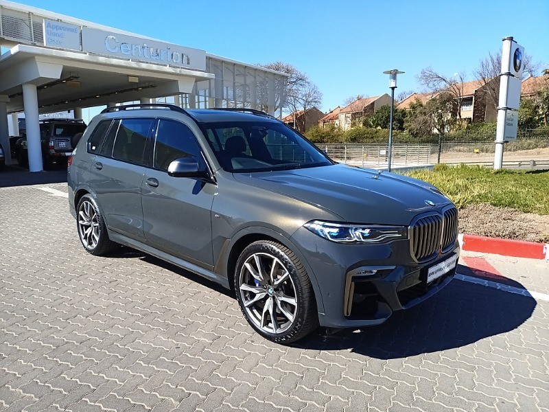 2022 BMW X7 M50d (G07)