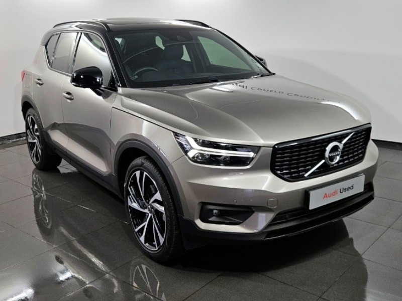 2022 VOLVO XC40 T5 R-DESIGN AWD GEARTRONIC